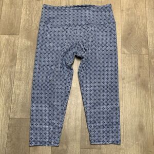 Suave Revolutionary Tommy Control Geometrical Capri High Rise‎ Yoga Gym Leggings